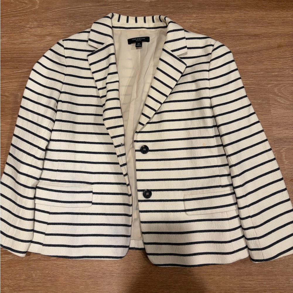 Ann Taylor Cream and Black Petite Blazer